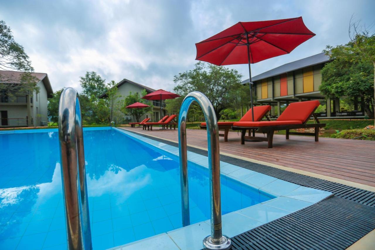 Tropical Life Resort And Spa Дамбулла Екстер'єр фото