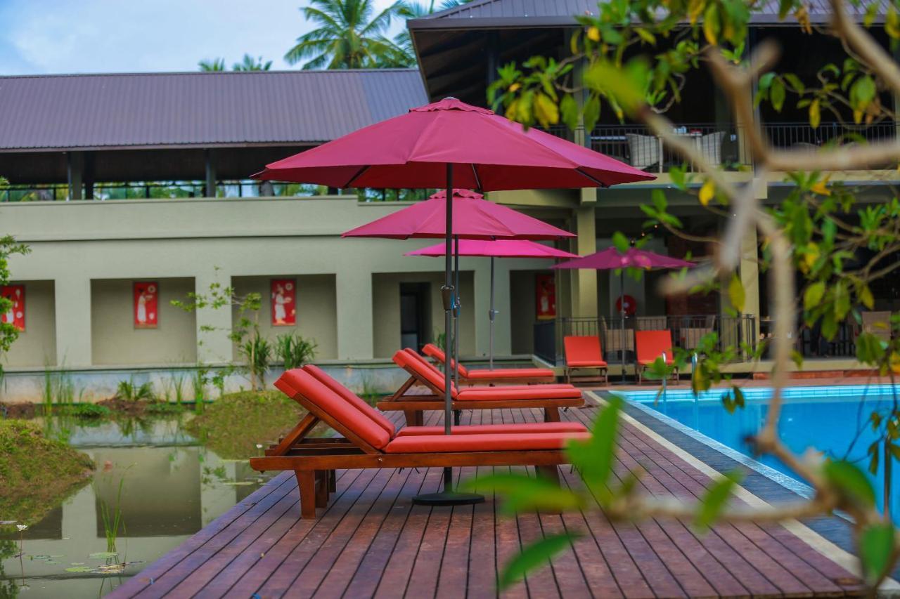 Tropical Life Resort And Spa Дамбулла Екстер'єр фото